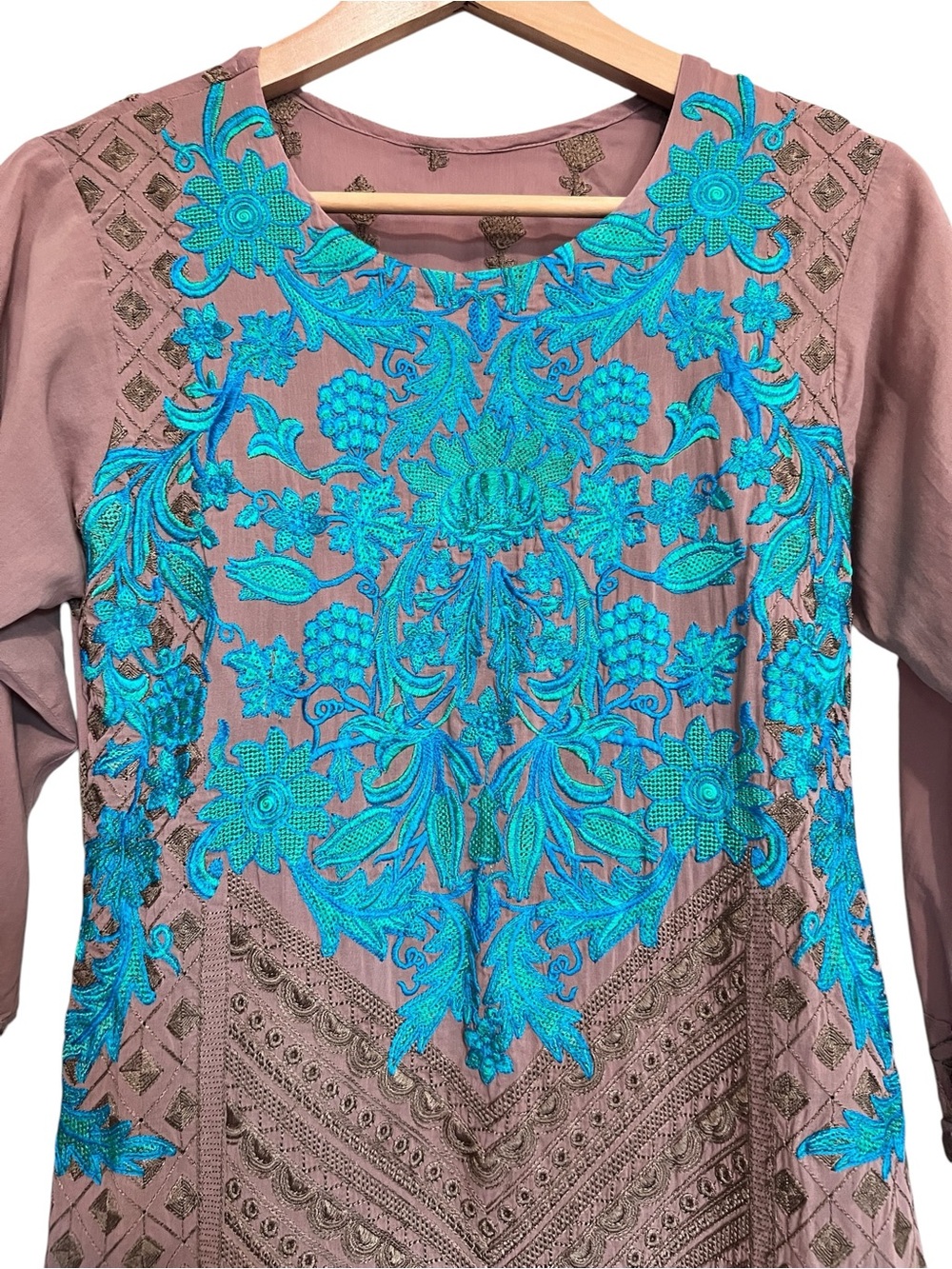 Handmade Indian Kurta Brown and Turquoise Green Embroidered - Picture 4 of 13